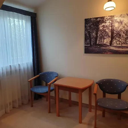 Palac Pod Kampinosem - Blisko Warszawy * Leszno (Masovia)