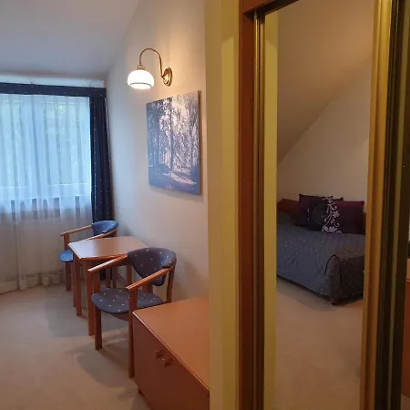 Resort Palac Pod Kampinosem - Blisko Warszawy Leszno (Masovia)