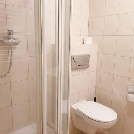 Palac Pod Kampinosem - Blisko Warszawy Feriested *