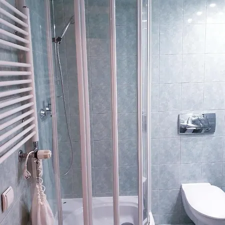 Palac Pod Kampinosem - Blisko Warszawy Feriested *