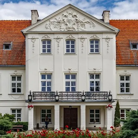 Palac Pod Kampinosem - Blisko Warszawy