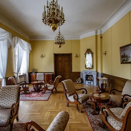 Palac Pod Kampinosem - Blisko Warszawy Feriested